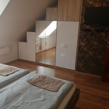 Anita Apartman Bük Exteriör bild