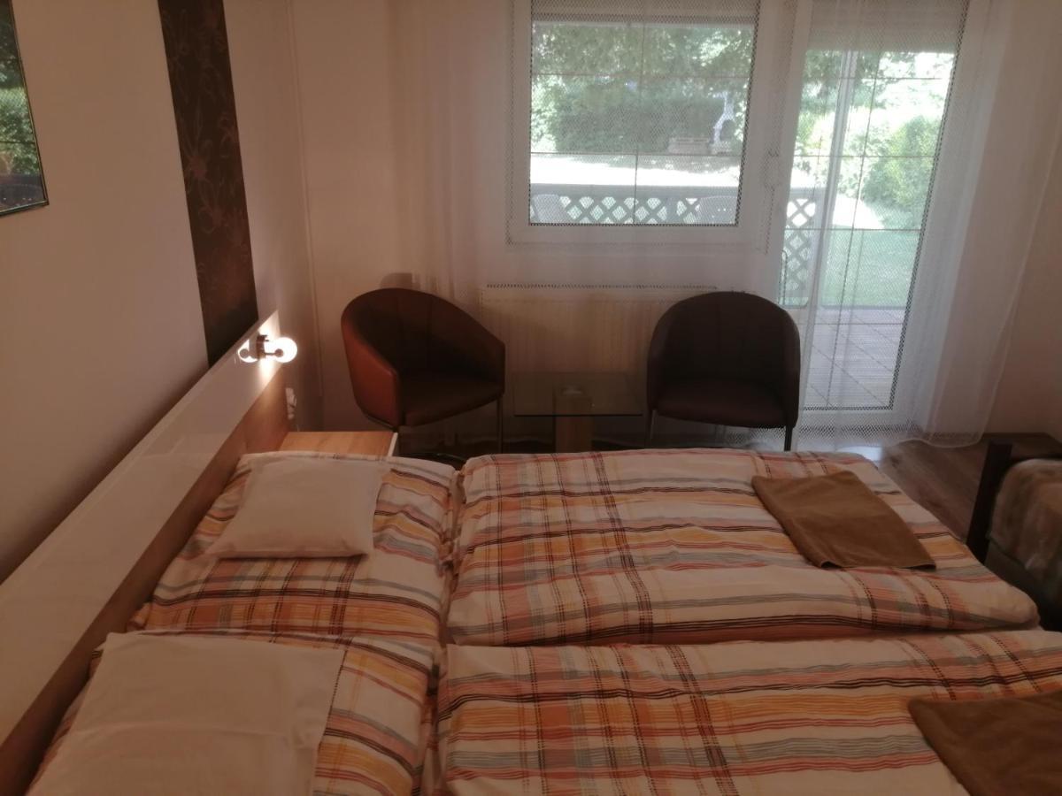 Anita Apartman Bük Exteriör bild